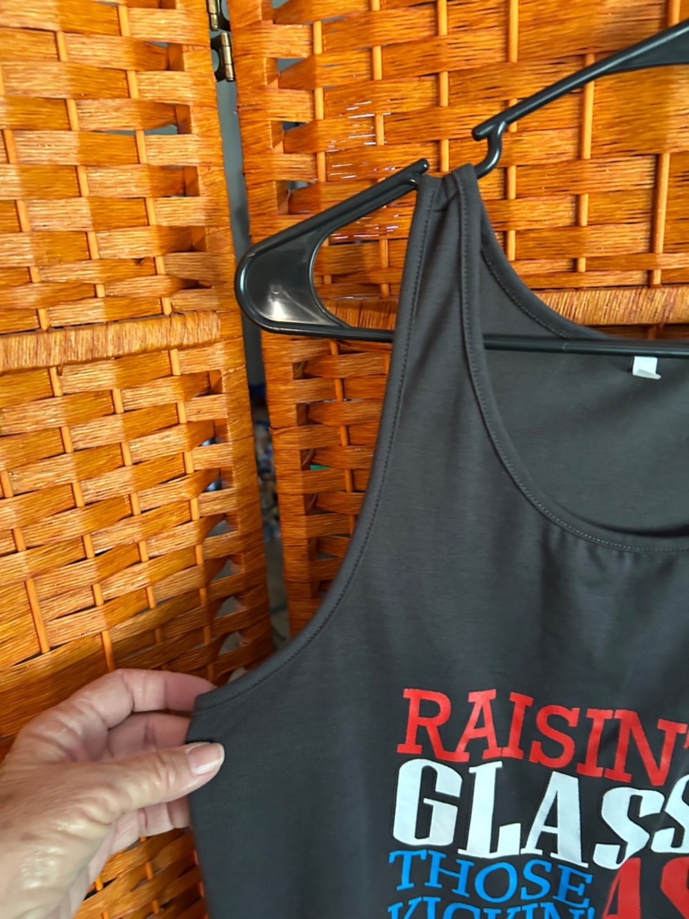 Tank top - Picture 2 of 4